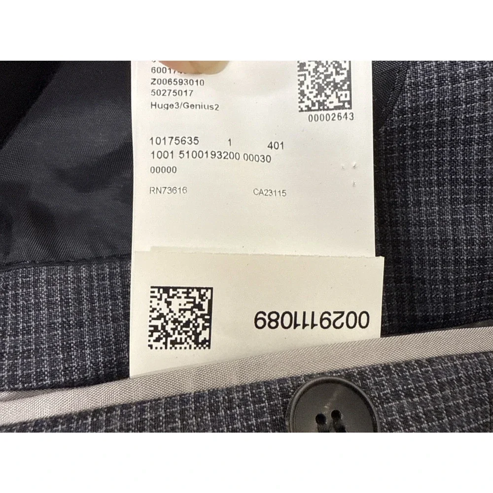 Hugo Boss Wool 42R Lanificio Tesse Super 100 Gray Plaid Blazer Sport Coat Suit
